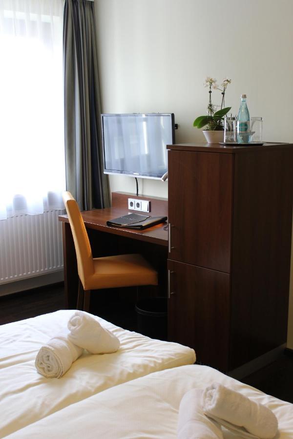 Hotel Brantl Roding Exterior photo
